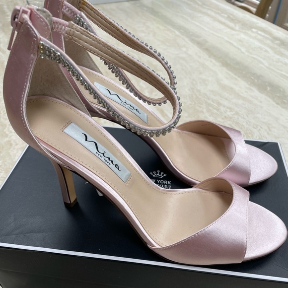 Nina Volanda Satin Crystal Ankle Stap heel - Picture 4 of 9